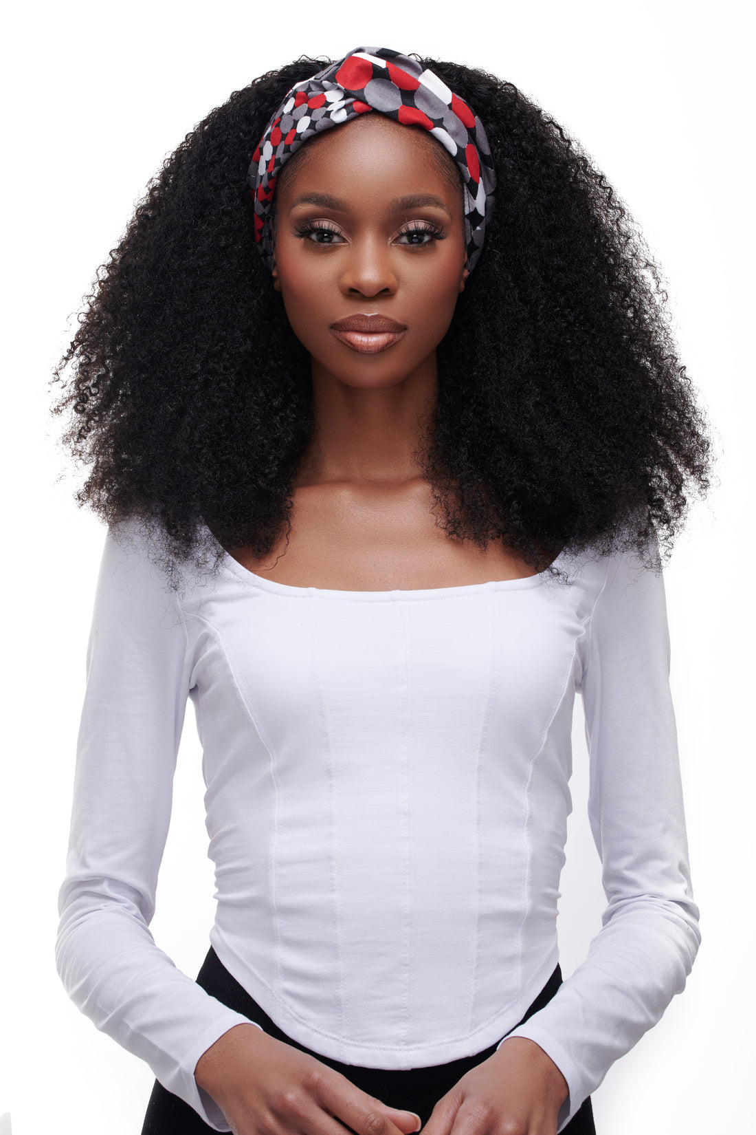 should-length kinky curly headband wig on black girl